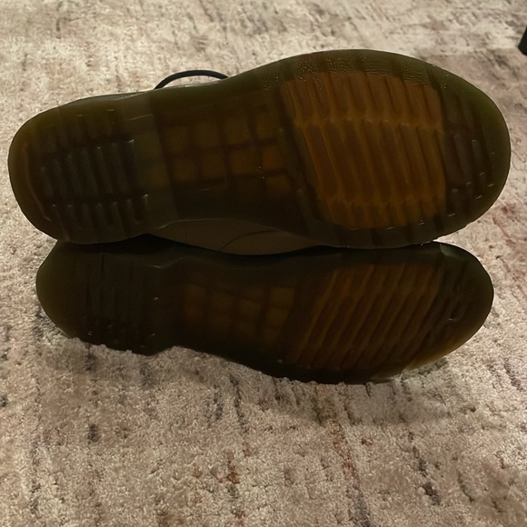 Doc Martens - Picture 3 of 4